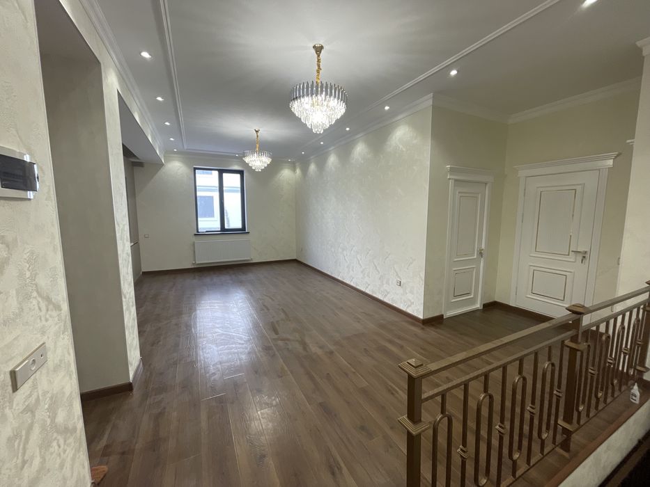 дуплекс 115 кв евро ремонт срочно сотилвоти замона туйхона 3 та хона