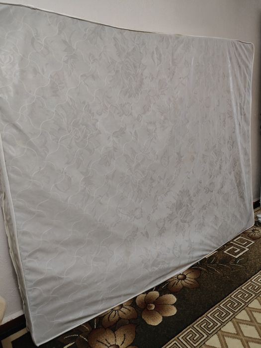 Матрас 2м×1.6м бу