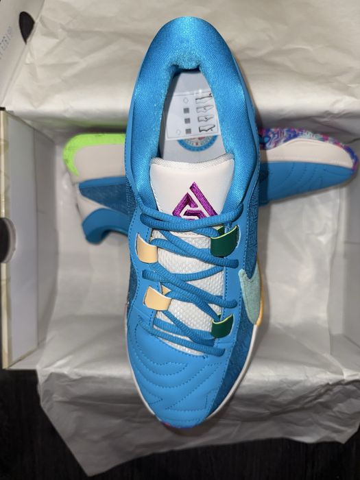 Баскетболни обувки Nike Freak 5 "Greece x Nigeria"-размер 42, 44, 47.5