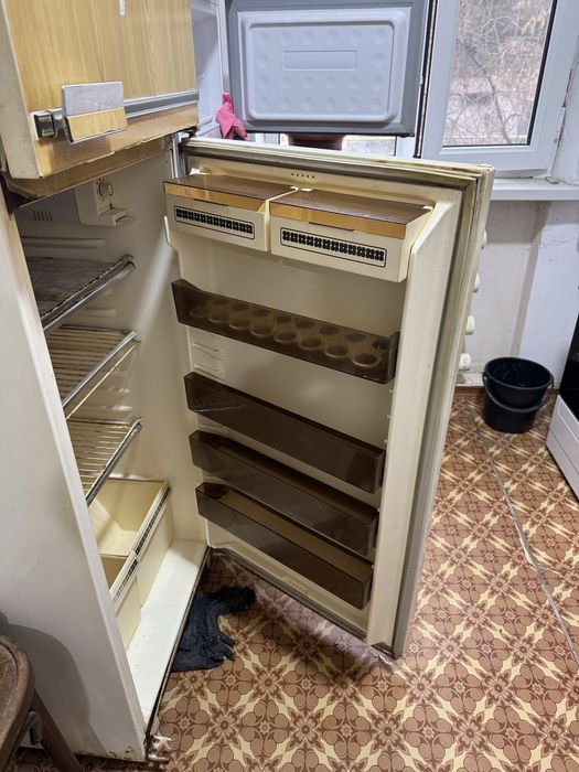 Холодильник Daewoo