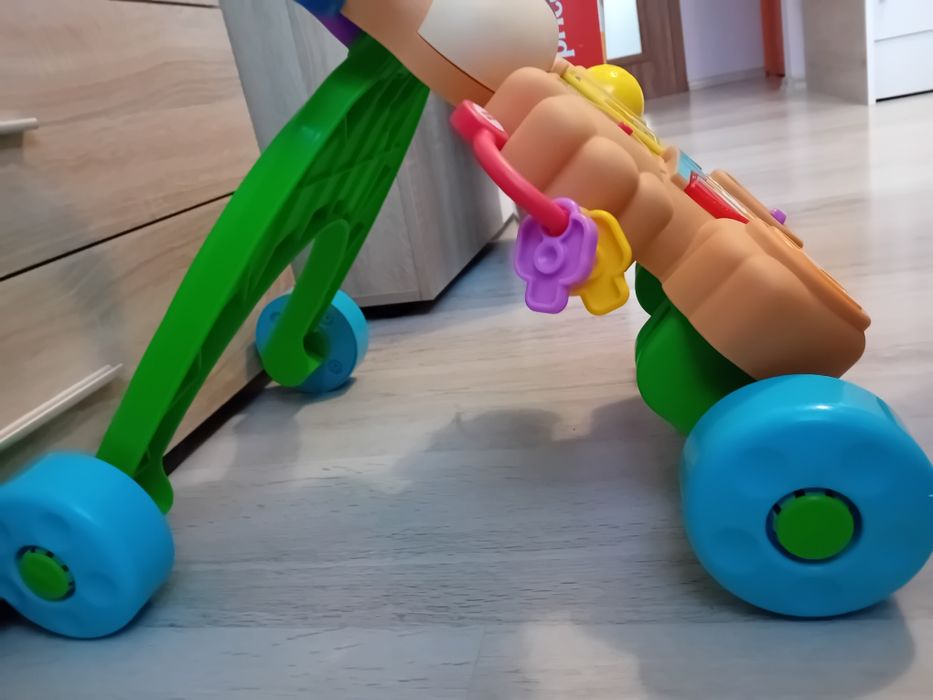 Уокър Fisher price