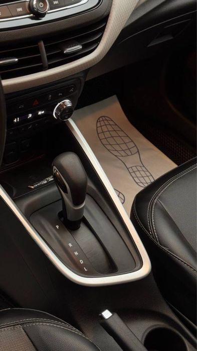 Продам шевроле оникс 2024