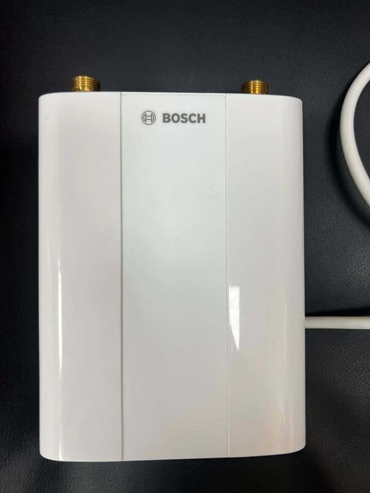 Проточен бойлер BOSH TRONIC 4000