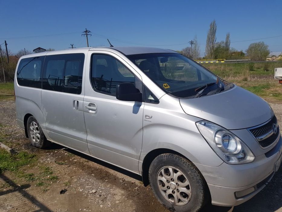 Dezmembrez Hyundai H1 fabr 2007,cod motor d4cb,170 cp,cutie manuala 5 trepte!
