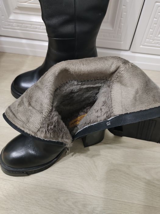 Кожаные сапоги Marka Picasso