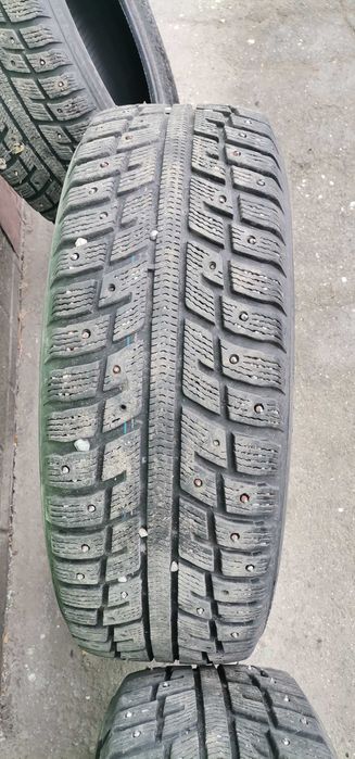 Продам шины зимние