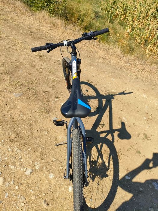 Vand bicicleta cu roti pe 29"