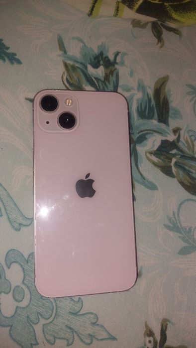 Vand iphone 13 roz