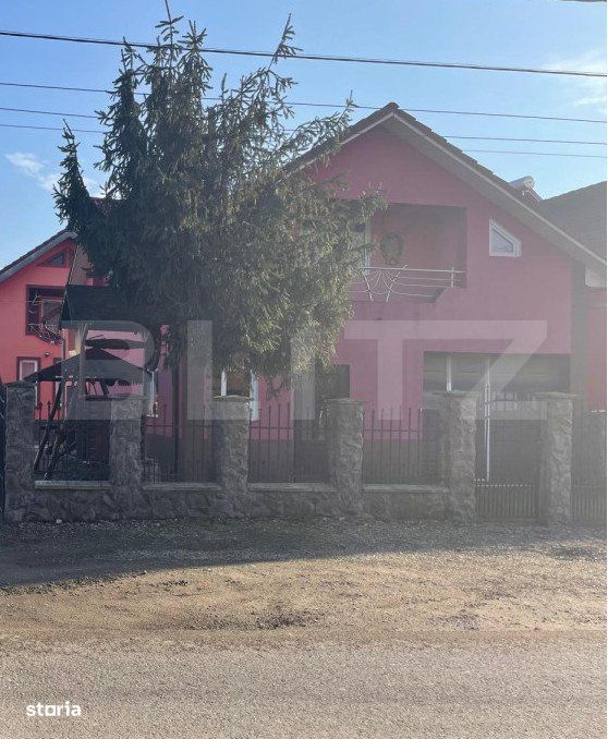 Casa semifinisata, 2 camere, 130 mp, cu spatiu comercial, zona Cepari