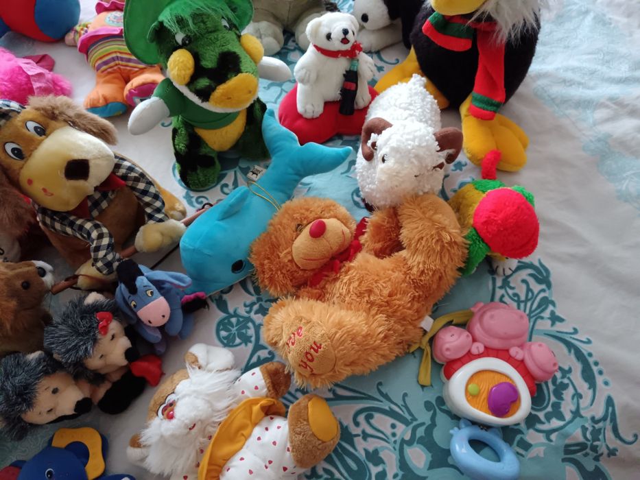 Детски плюшени играчки за всички е цената