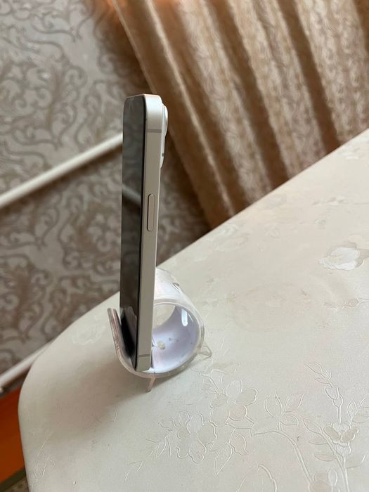 Айфон 14 128 гб .