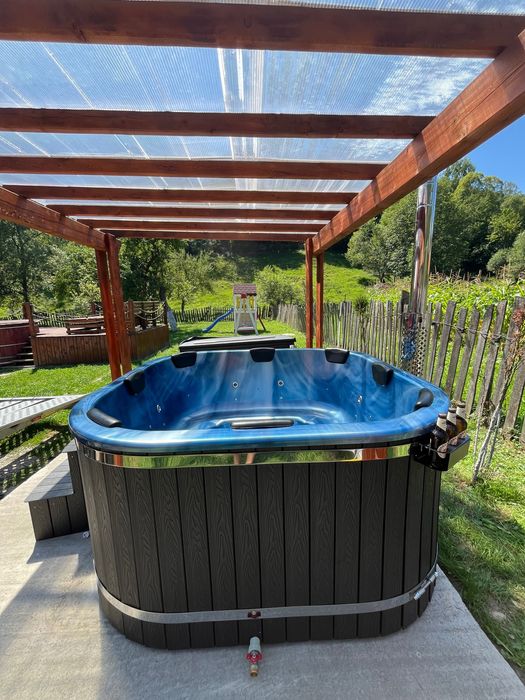 Ciubăr pătrat jacuzzi