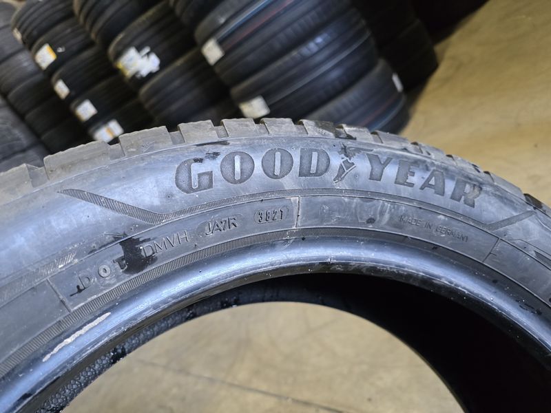 235/50/20 GOODYEAR 4бр