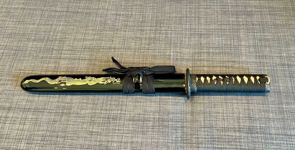 Японски Tanto нож / mini katana – заточен