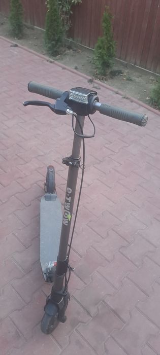 Trotinetă electrică E-TWOW