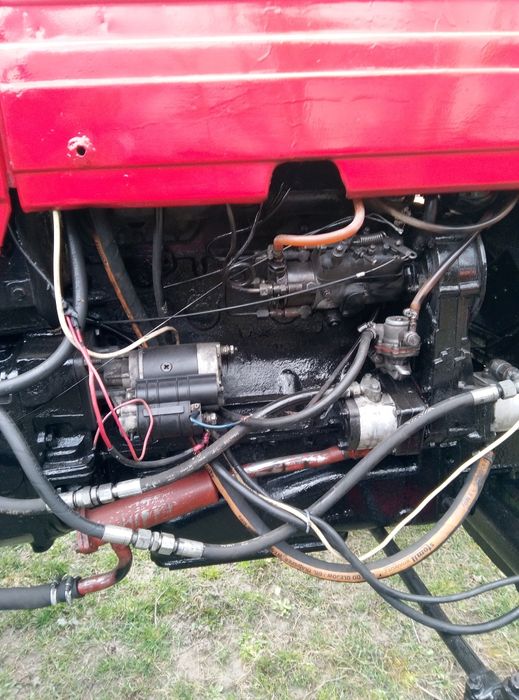 Tractor 550 UTB Romania