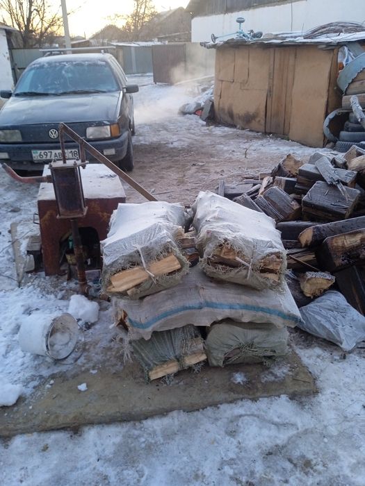 Продаем дрова сухие рубленные