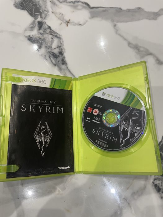 Xbox 360: The elder scrolls skyrim