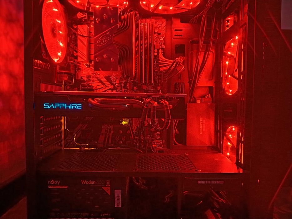 PC Gaming i7-8700K – 16GB RAM – Sapphire Nitro RX 580 8GB – SSD+HDD