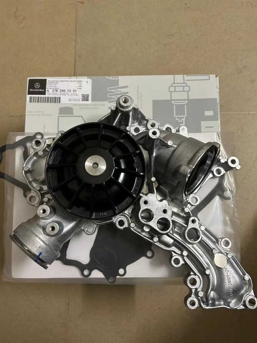 Оригинална водна помпа за Mерцедес Mercedes m278 двигател