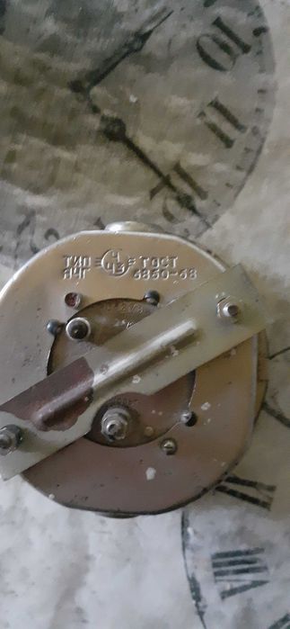 автомобильные часы