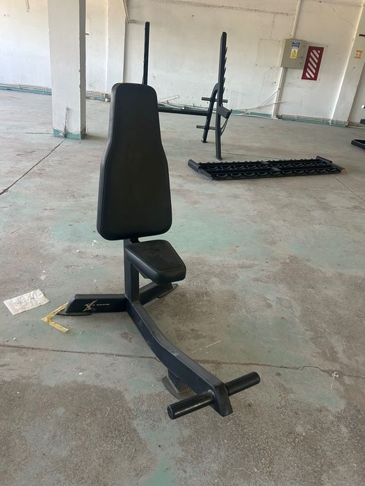 Bănci reglabile fitness