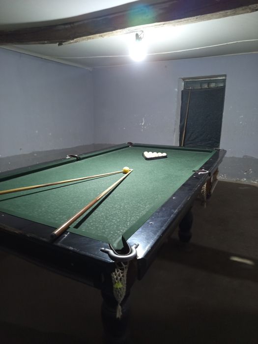 Bilyart kita toshlari bilan