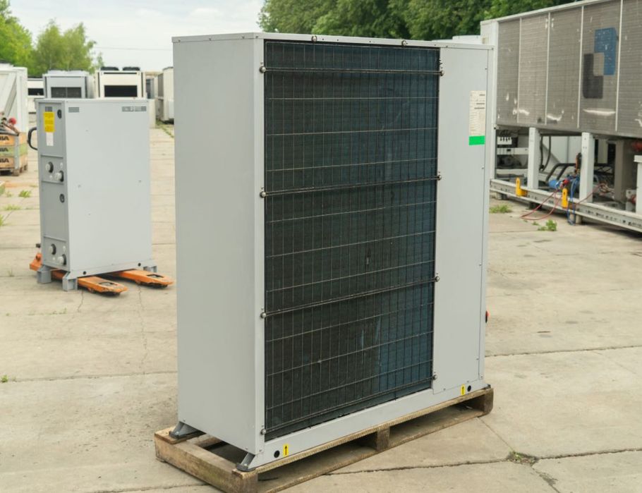 Чиллер Systemair SYSCROLL 20 AIR EVO HP (20 кВт)