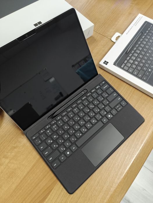 Microsoft Surface 11 Pro OLED Snapdragon X Elite 32/1TB + FLEX KB+ St