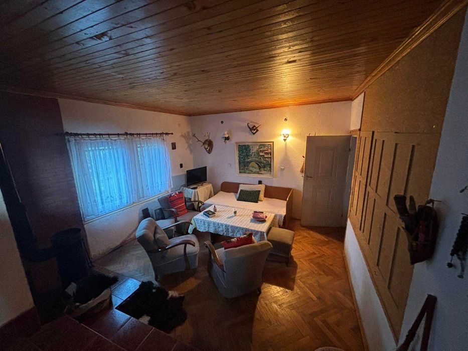 КЪЩА с РЗП 140 кв.м, двор 900 кв.м, село Розино