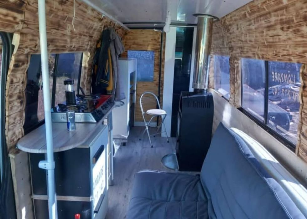 Volkswagen LT Camper XXL – Conversie Nouă

Preț: 3.200 €

Cauți libertate pe roți?
VW LT 2.5 TDI (2005), varianta cea mai lungă, recent transformat în
