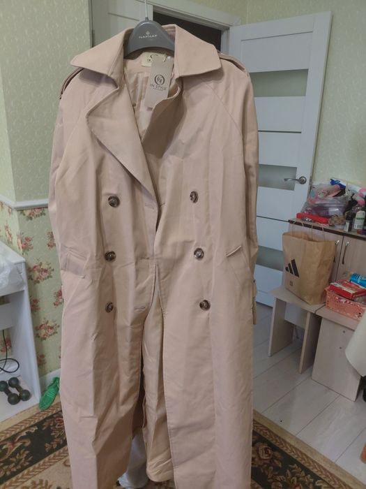 Продам женский плащ