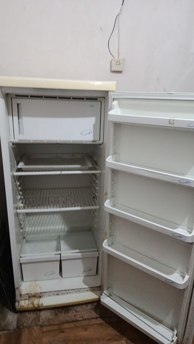 Muzlatgich Холодильник