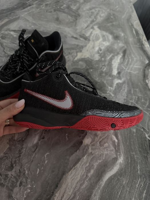 Adidasi nike marimea 36,5