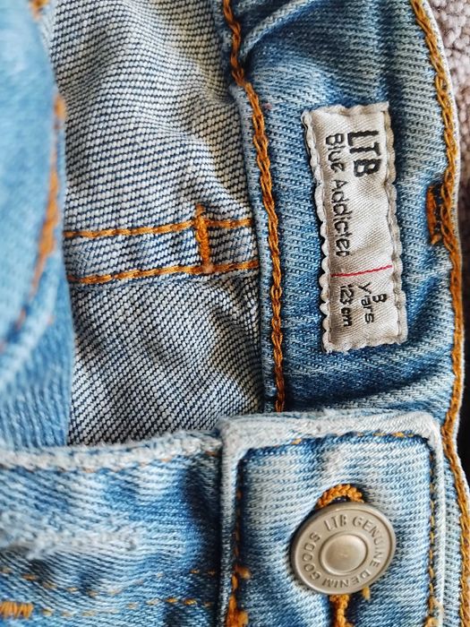 9 броя къси дънкови гащи за принцеса на 3,4,5 год.