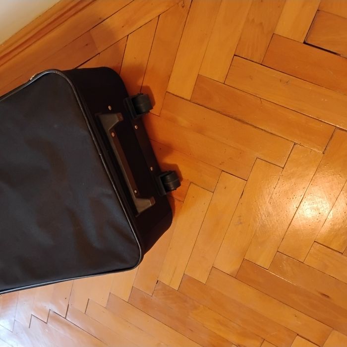 Geamantan tip troller