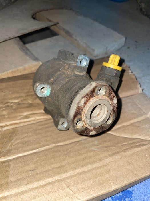 Насос ГУР VW Passat b3,b4, golf 2,3,4, vento