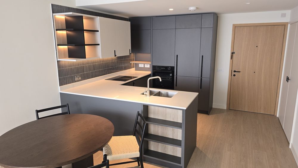 Mobilă la comandă! Montaj profesional! Design exclusivist!