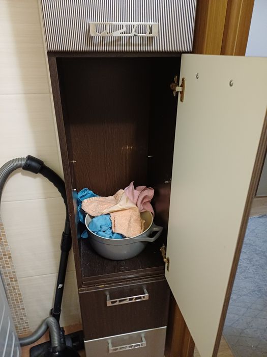 Пенал шкаф в ванную