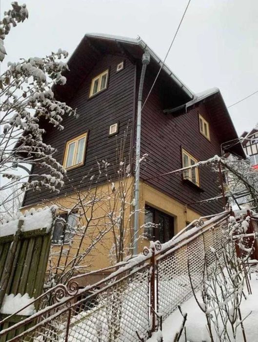 Sarbatorile de iarna la SINAIA! Cazare la "Casa ELENA"