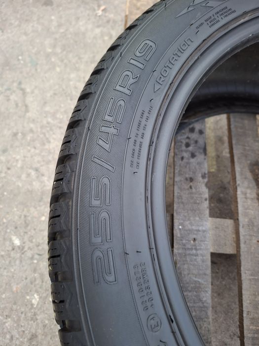 1бр. Почти Нова 255/45/19 Nokian WR SUV 4