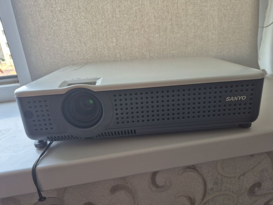 Проектор Sanyo pro extra