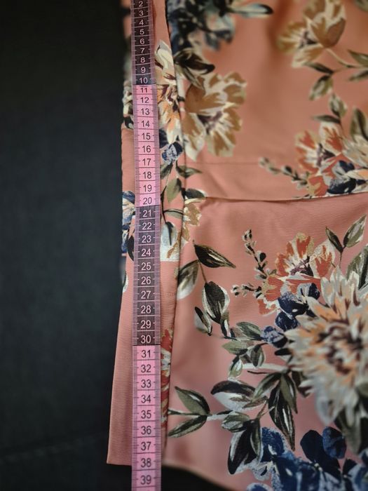 Pantaloni Zara Basic cu imprimeu floral