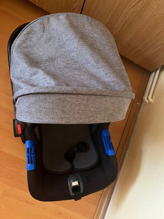 Scaun pentru copii mici