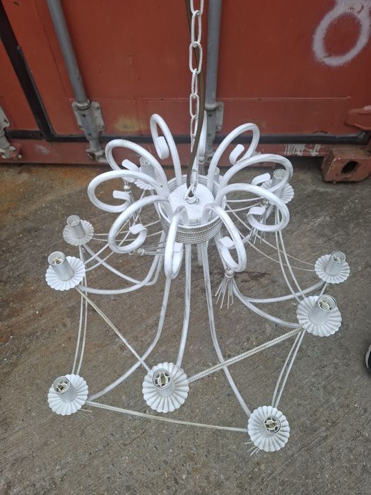 Vand 2 candelabre,lustre