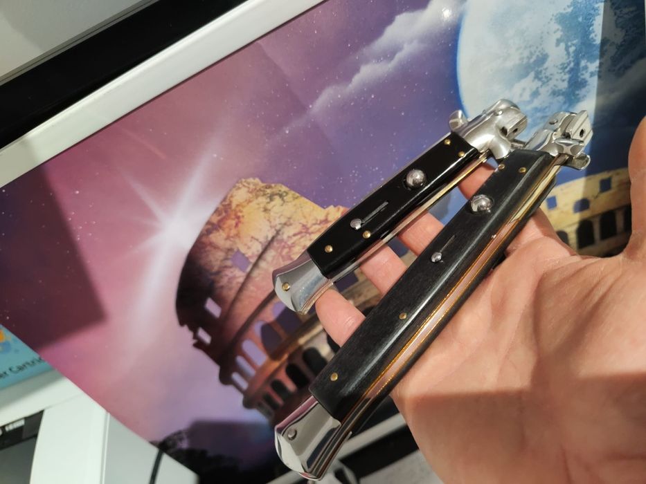 Briceag Italian cu buton automat mic sau mare, preț pe bucata