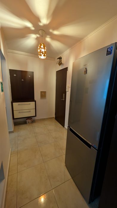 Închiriez apartament 2 camere