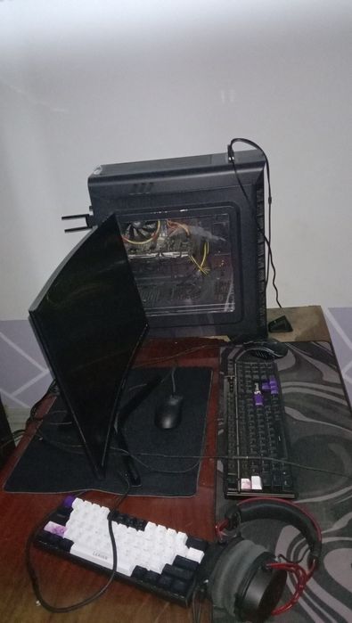 Компьютер срочно продам