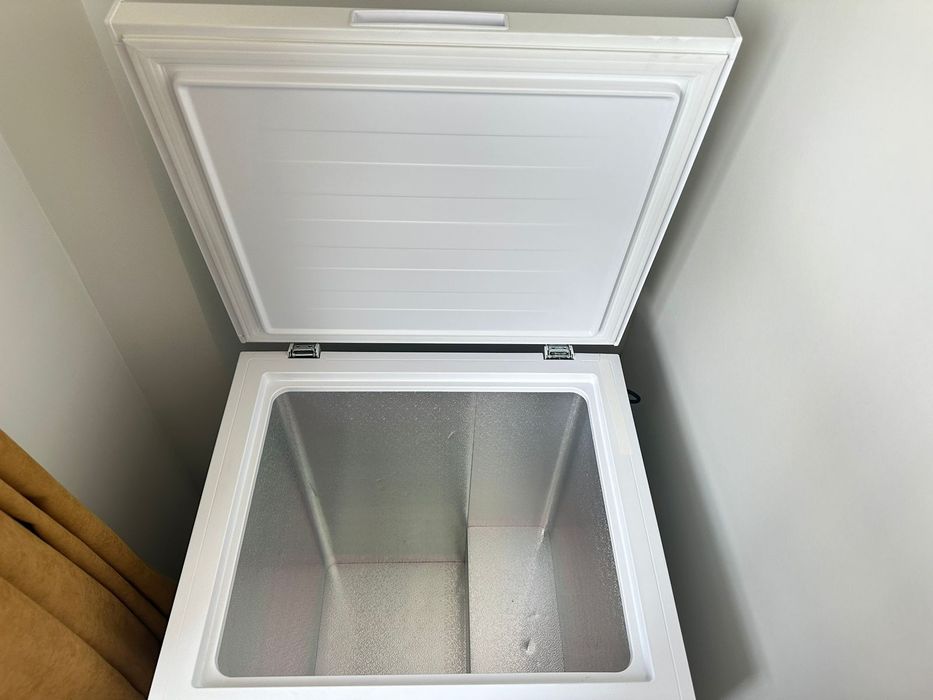 Морозильник (ларь)