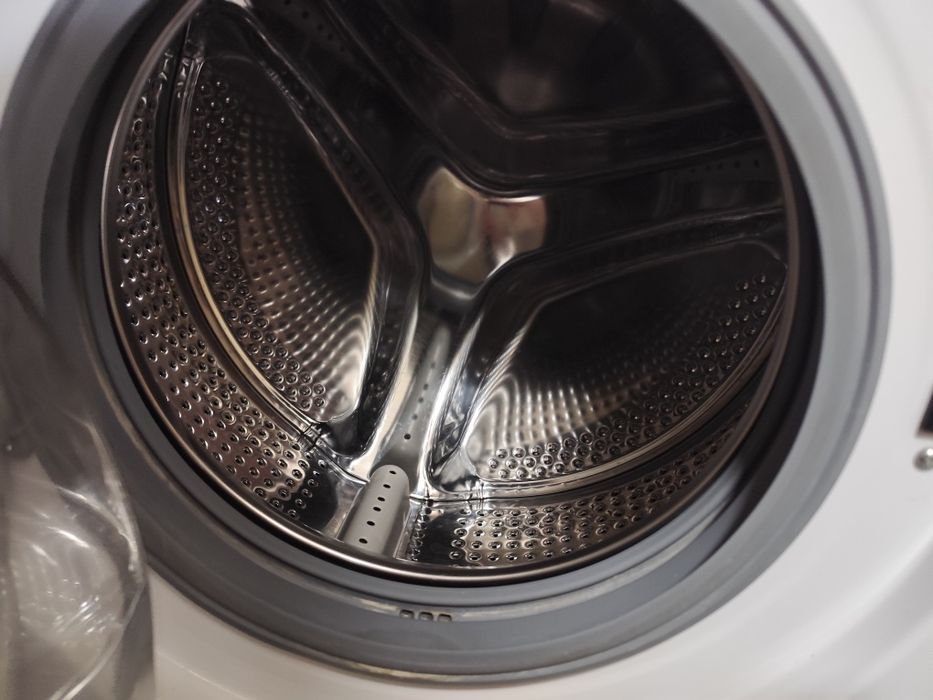 Продам стиральную машину